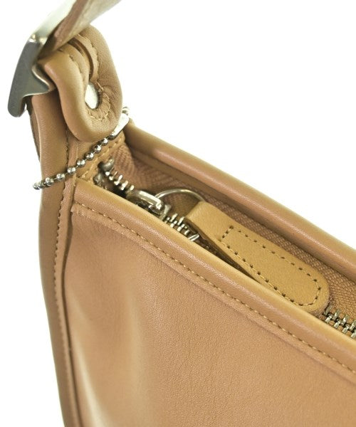 COACH กระเป๋าสะพาย