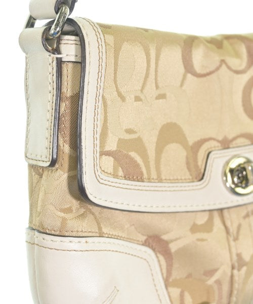 COACH กระเป๋าสะพาย
