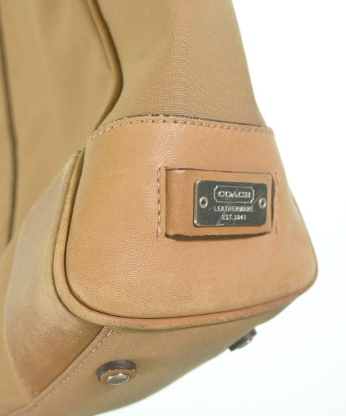 COACH กระเป๋าถือขนาดใหญ่