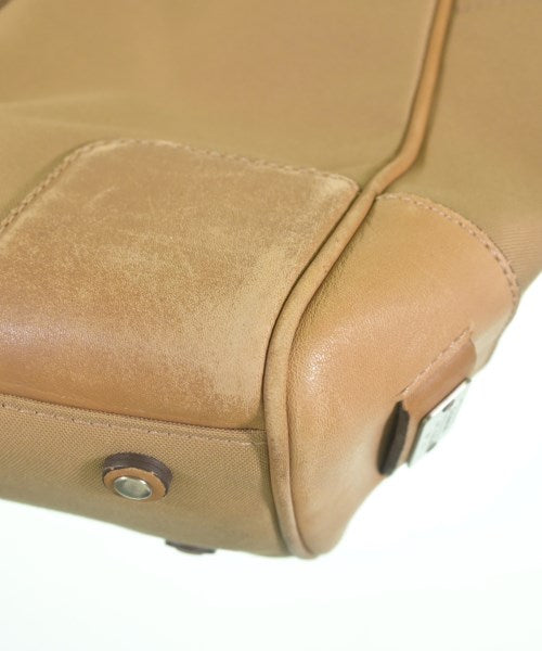 COACH กระเป๋าถือขนาดใหญ่