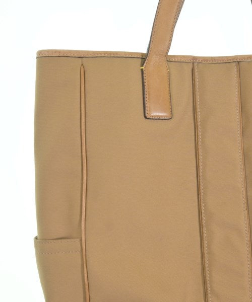 COACH กระเป๋าถือขนาดใหญ่