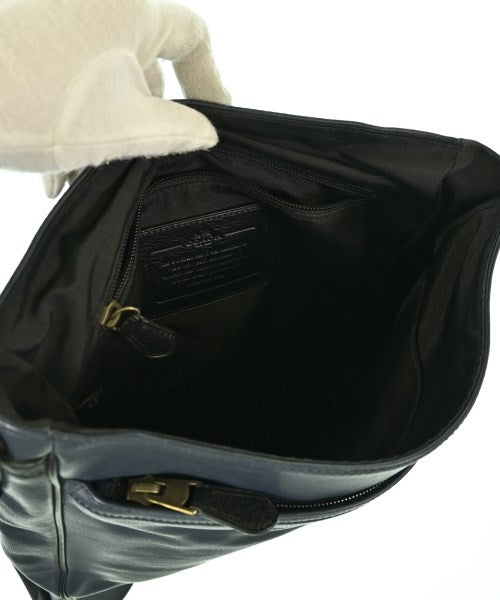 COACH กระเป๋าสะพาย