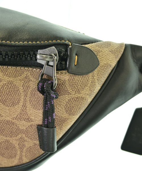 COACH กระเป๋าสะพาย