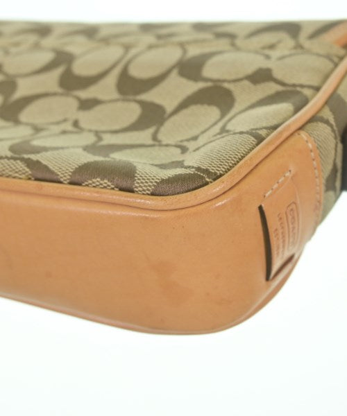 COACH กระเป๋าสะพาย