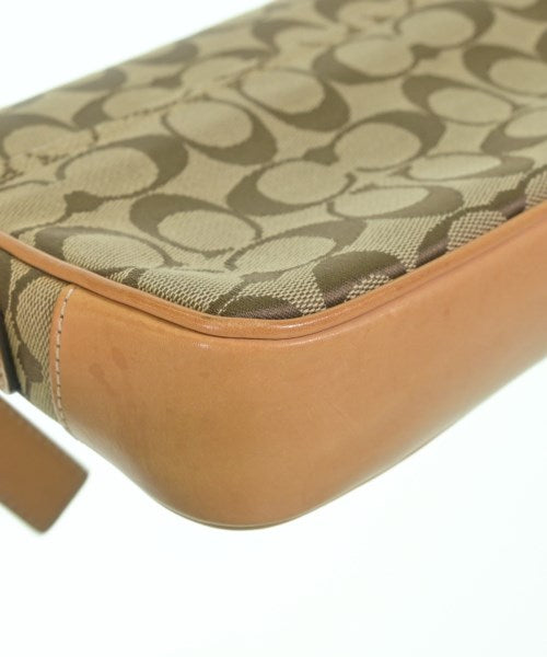 COACH กระเป๋าสะพาย