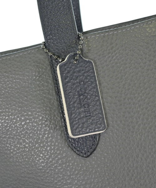 COACH กระเป๋าถือขนาดใหญ่