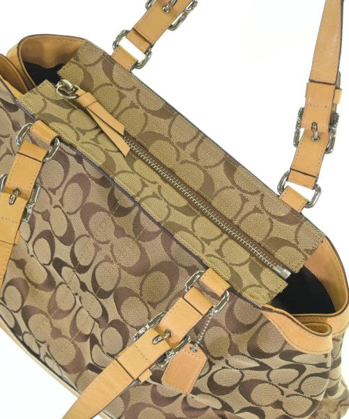 COACH กระเป๋าถือขนาดใหญ่