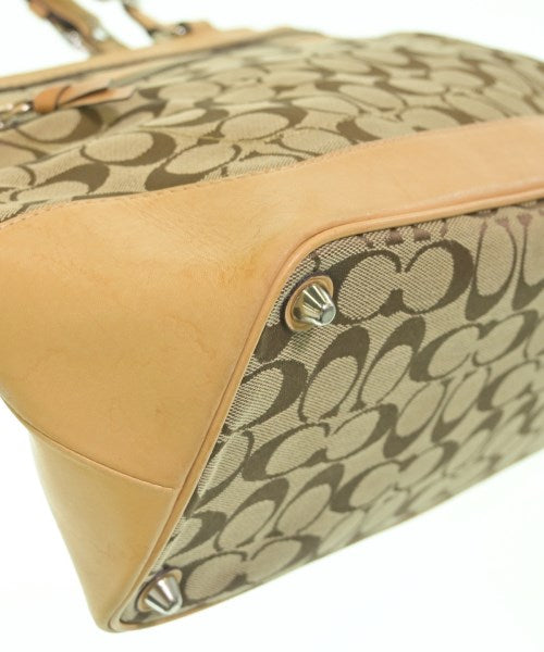 COACH กระเป๋าถือขนาดใหญ่