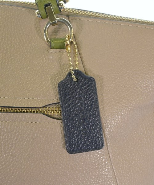 COACH กระเป๋าถือขนาดใหญ่