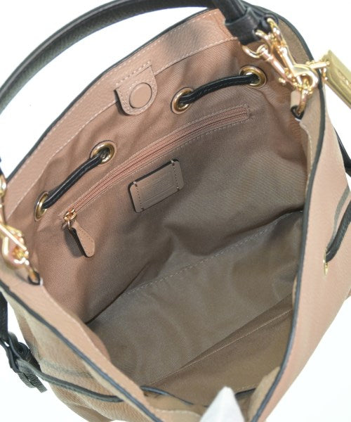 COACH กระเป๋าถือขนาดใหญ่