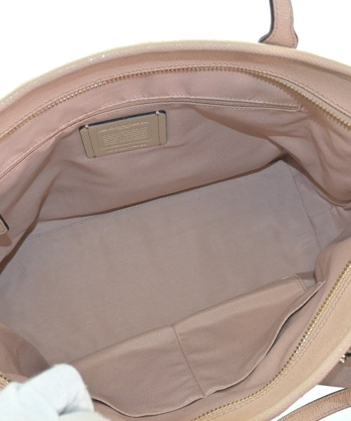 COACH กระเป๋าถือขนาดใหญ่