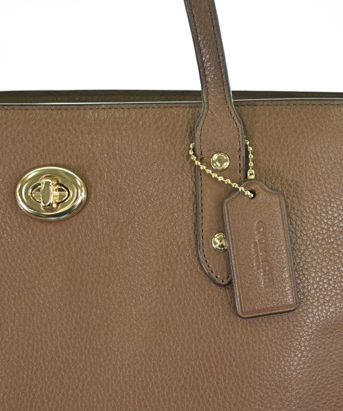 COACH กระเป๋าถือขนาดใหญ่
