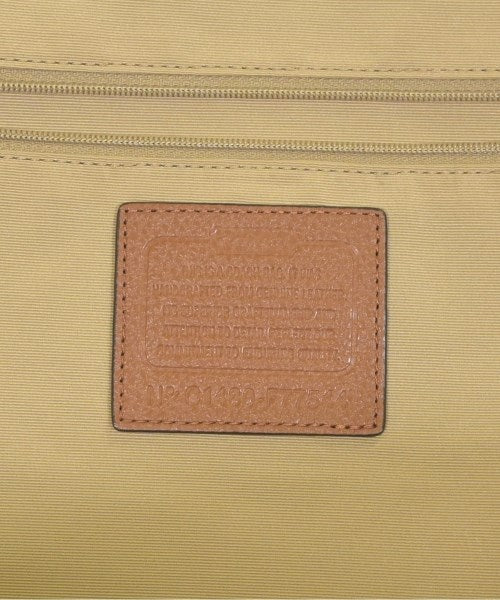 COACH กระเป๋าใส่อุปกรณ์ขนาดใหญ่