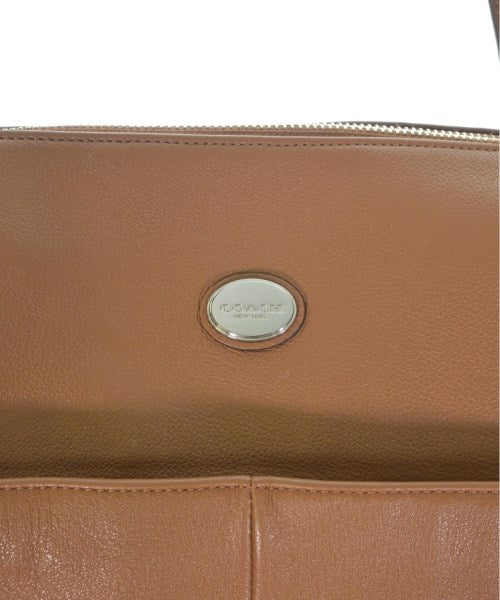 COACH กระเป๋าใส่อุปกรณ์ขนาดใหญ่