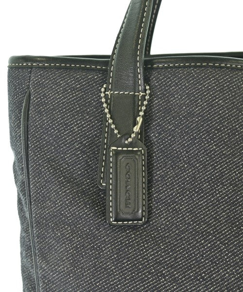 COACH กระเป๋าถือขนาดใหญ่