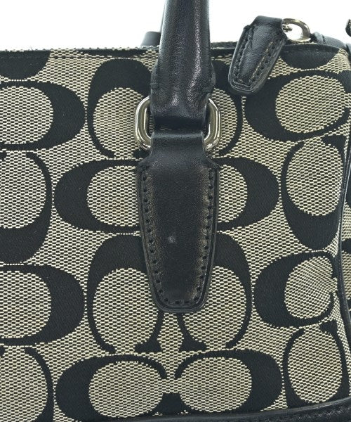 COACH กระเป๋าใส่อุปกรณ์ขนาดใหญ่