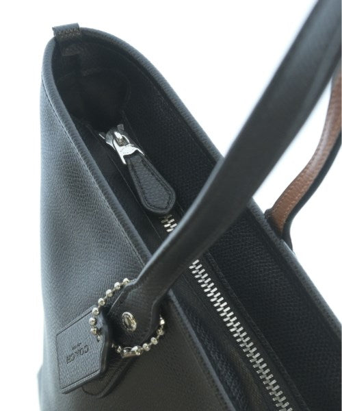 COACH กระเป๋าถือขนาดใหญ่