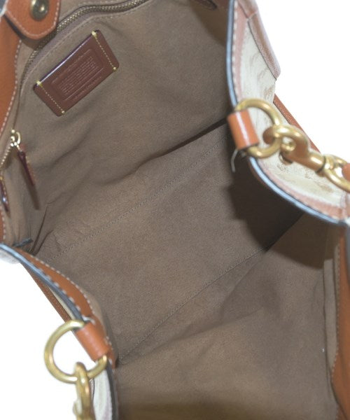 COACH กระเป๋าถือขนาดใหญ่