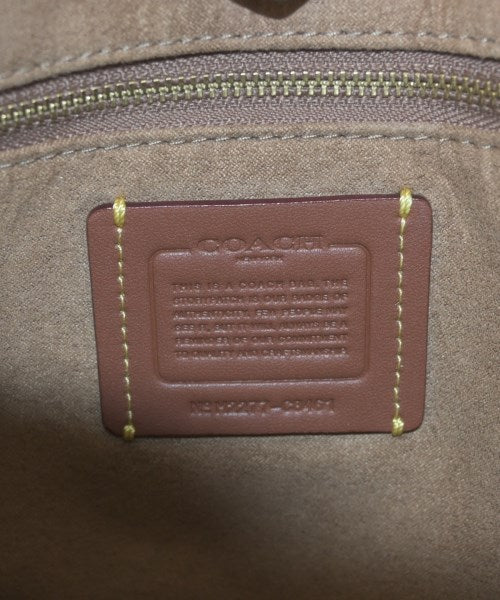 COACH กระเป๋าถือขนาดใหญ่