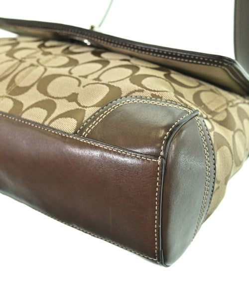 COACH กระเป๋าสะพาย