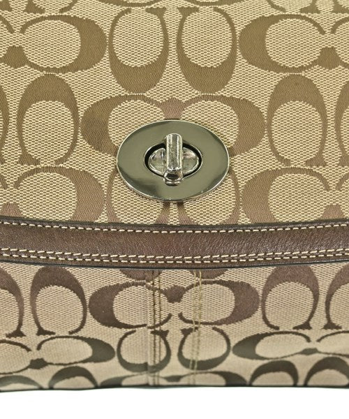 COACH กระเป๋าสะพาย