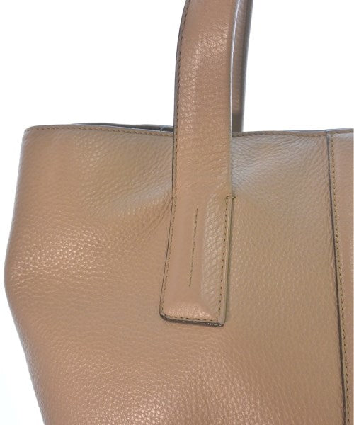 TOD'S กระเป๋าถือขนาดใหญ่