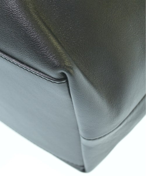 TOD'S กระเป๋าถือ