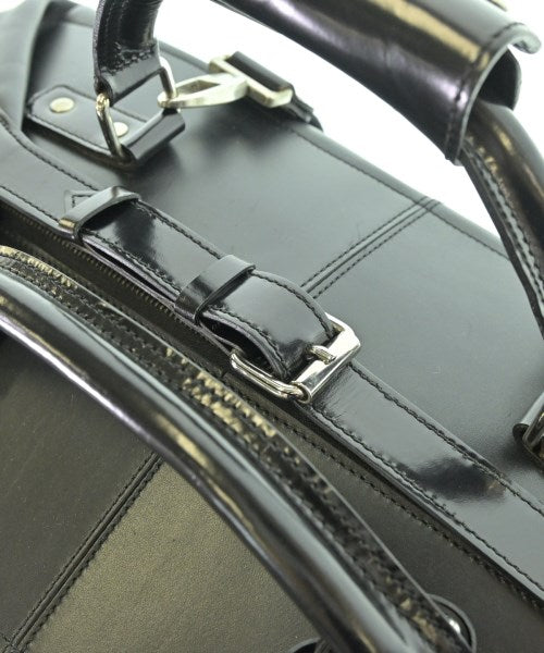 TOD'S กระเป๋าใส่อุปกรณ์ขนาดใหญ่