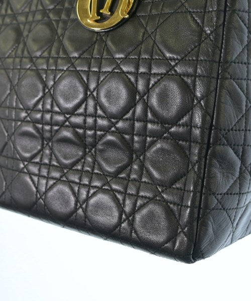 Christian Dior กระเป๋าถือ