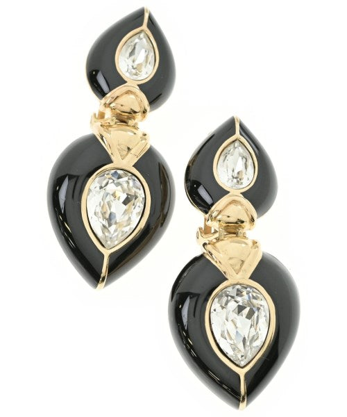 Christian Dior เจาะ