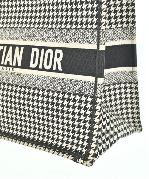 Christian Dior กระเป๋าถือขนาดใหญ่