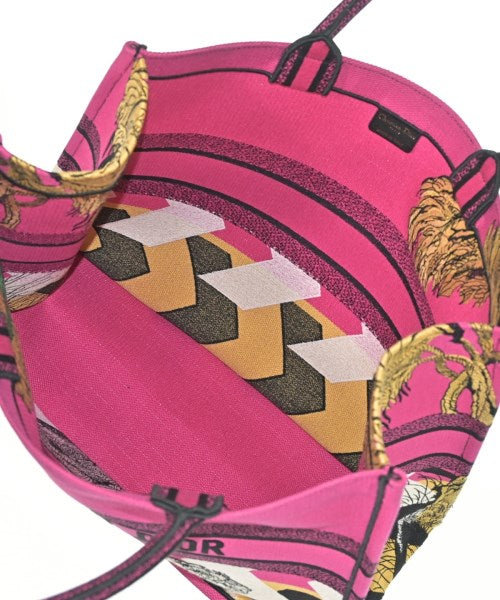 Christian Dior กระเป๋าถือขนาดใหญ่