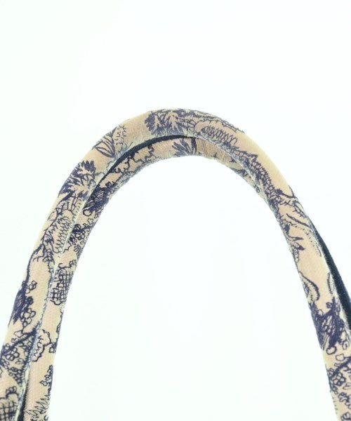 Christian Dior กระเป๋าถือขนาดใหญ่