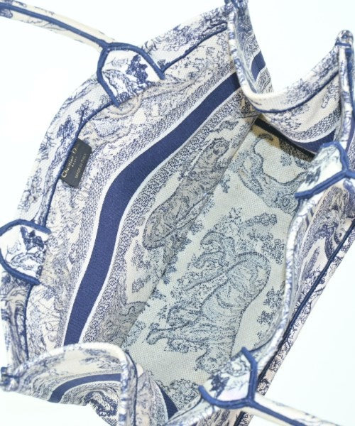 Christian Dior กระเป๋าถือขนาดใหญ่