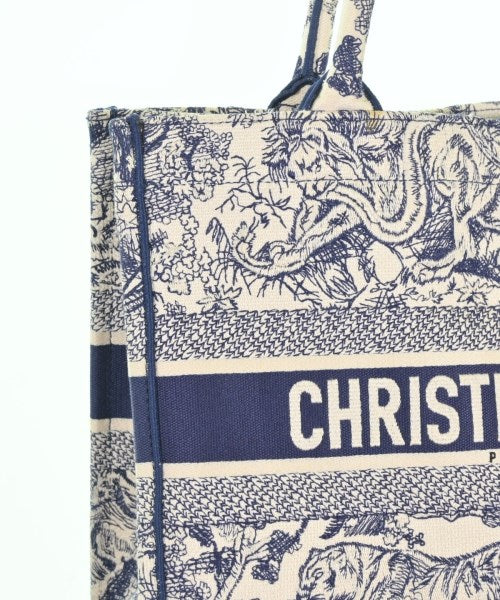 Christian Dior กระเป๋าถือขนาดใหญ่