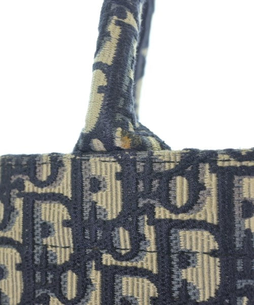 Christian Dior กระเป๋าถือขนาดใหญ่