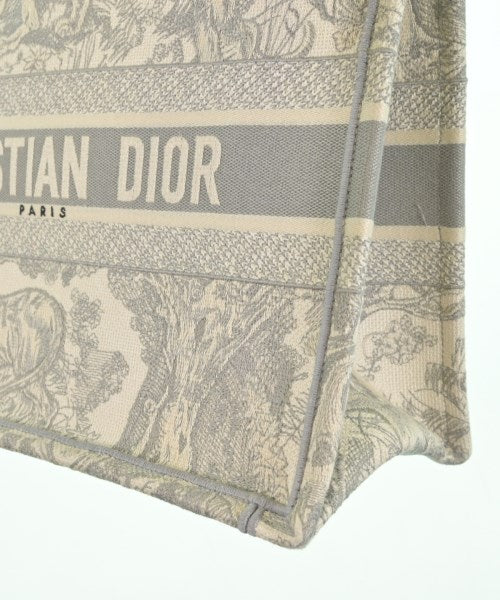 Christian Dior กระเป๋าถือขนาดใหญ่