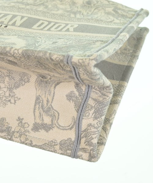 Christian Dior กระเป๋าถือขนาดใหญ่