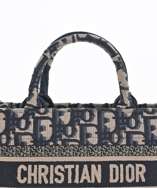Christian Dior กระเป๋าถือขนาดใหญ่