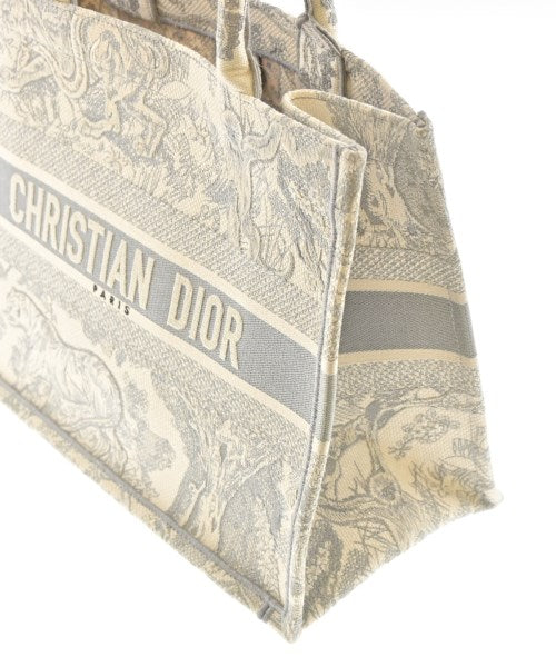 Christian Dior กระเป๋าถือขนาดใหญ่