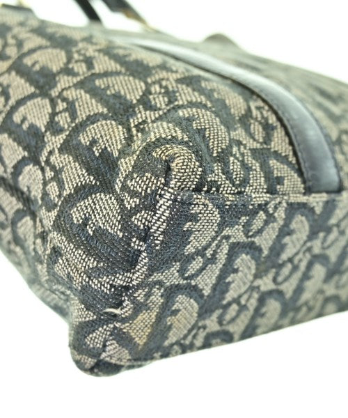 Christian Dior กระเป๋าถือ