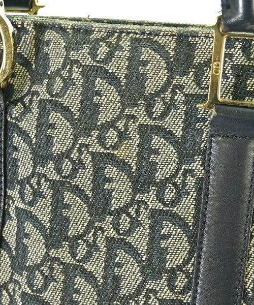 Christian Dior กระเป๋าถือ