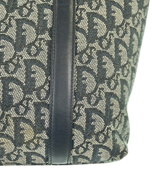 Christian Dior กระเป๋าถือ