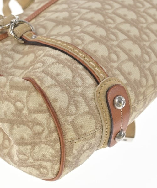 Christian Dior กระเป๋าถือ