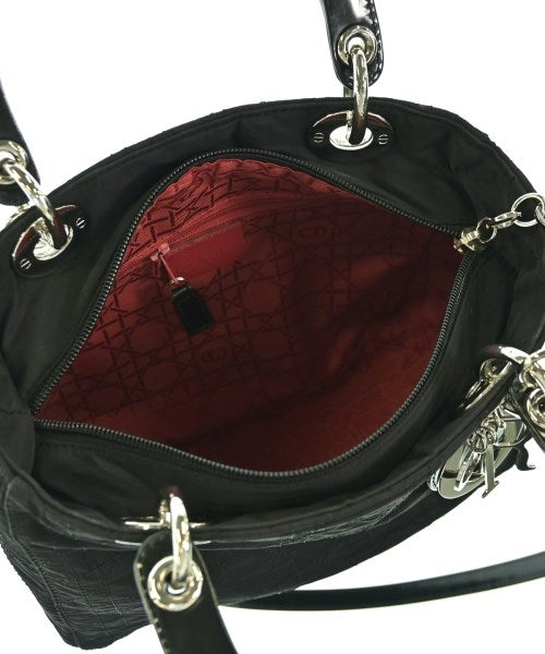 Christian Dior กระเป๋าถือ