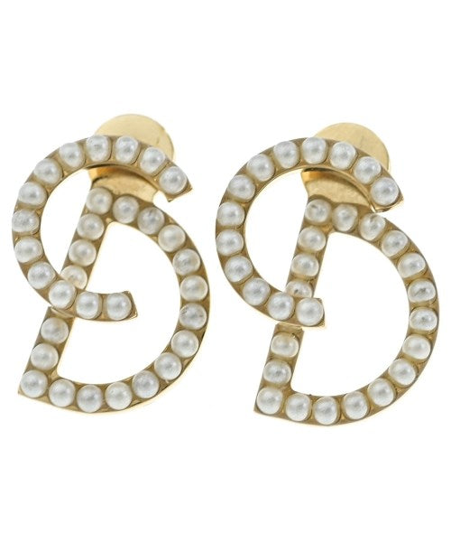 Christian Dior เจาะ