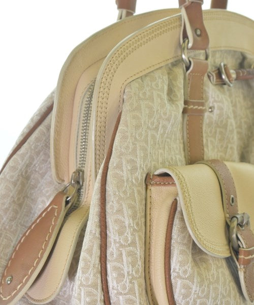Christian Dior กระเป๋าถือ