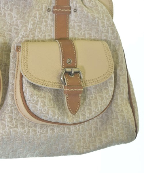 Christian Dior กระเป๋าถือ