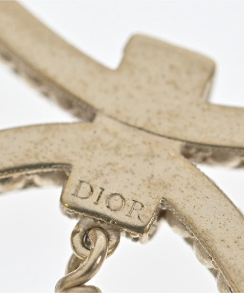 Christian Dior เข็มกลัด/ดอกไม้ติดเสื้อ