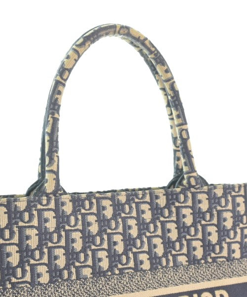 Christian Dior กระเป๋าถือขนาดใหญ่